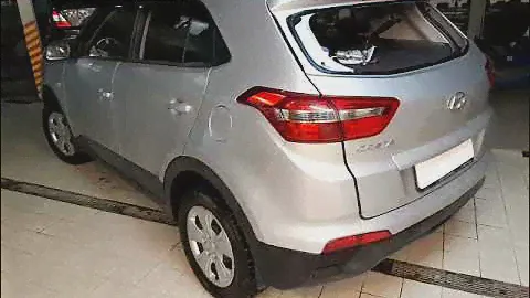 Установка заднего стекла Hyundai Creta